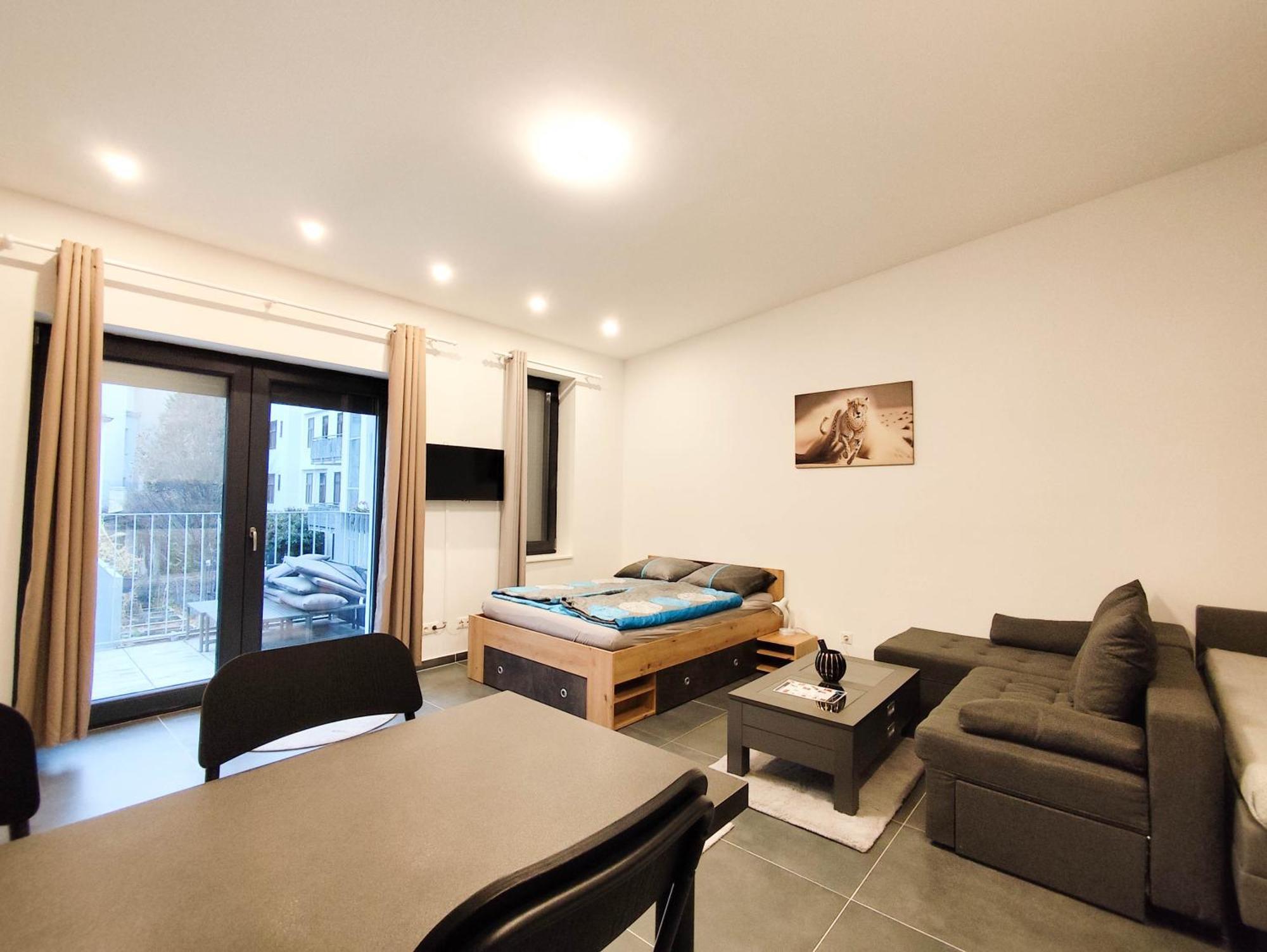 Cozy Apartments In Central Location With Free Parking Wina Bagian luar foto
