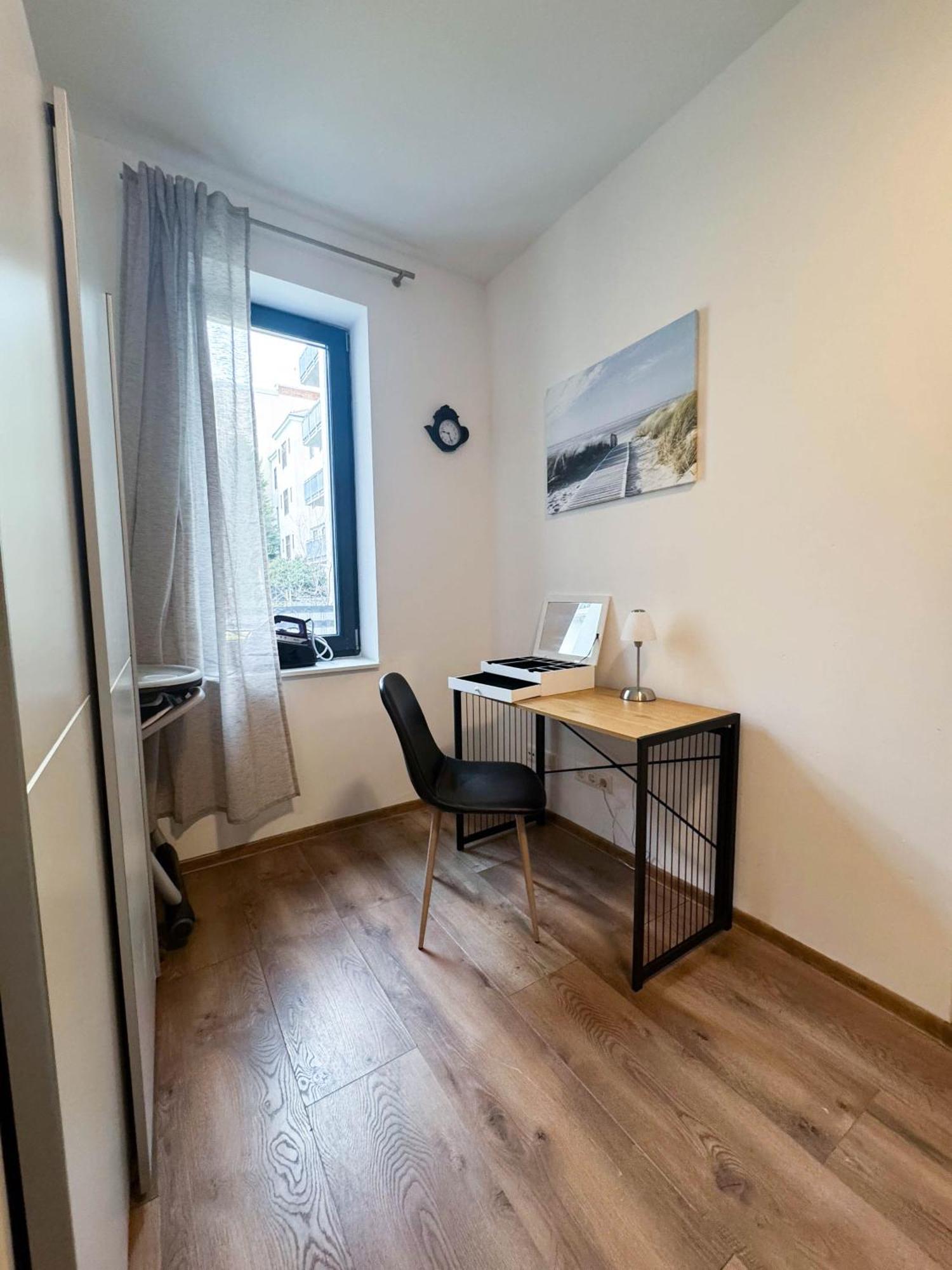 Cozy Apartments In Central Location With Free Parking Wina Bagian luar foto