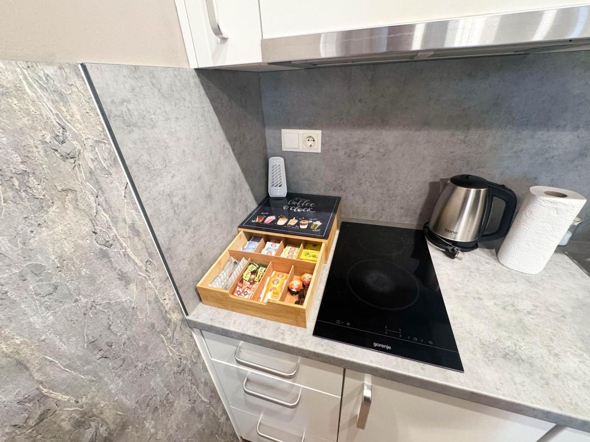 Cozy Apartments In Central Location With Free Parking Wina Bagian luar foto